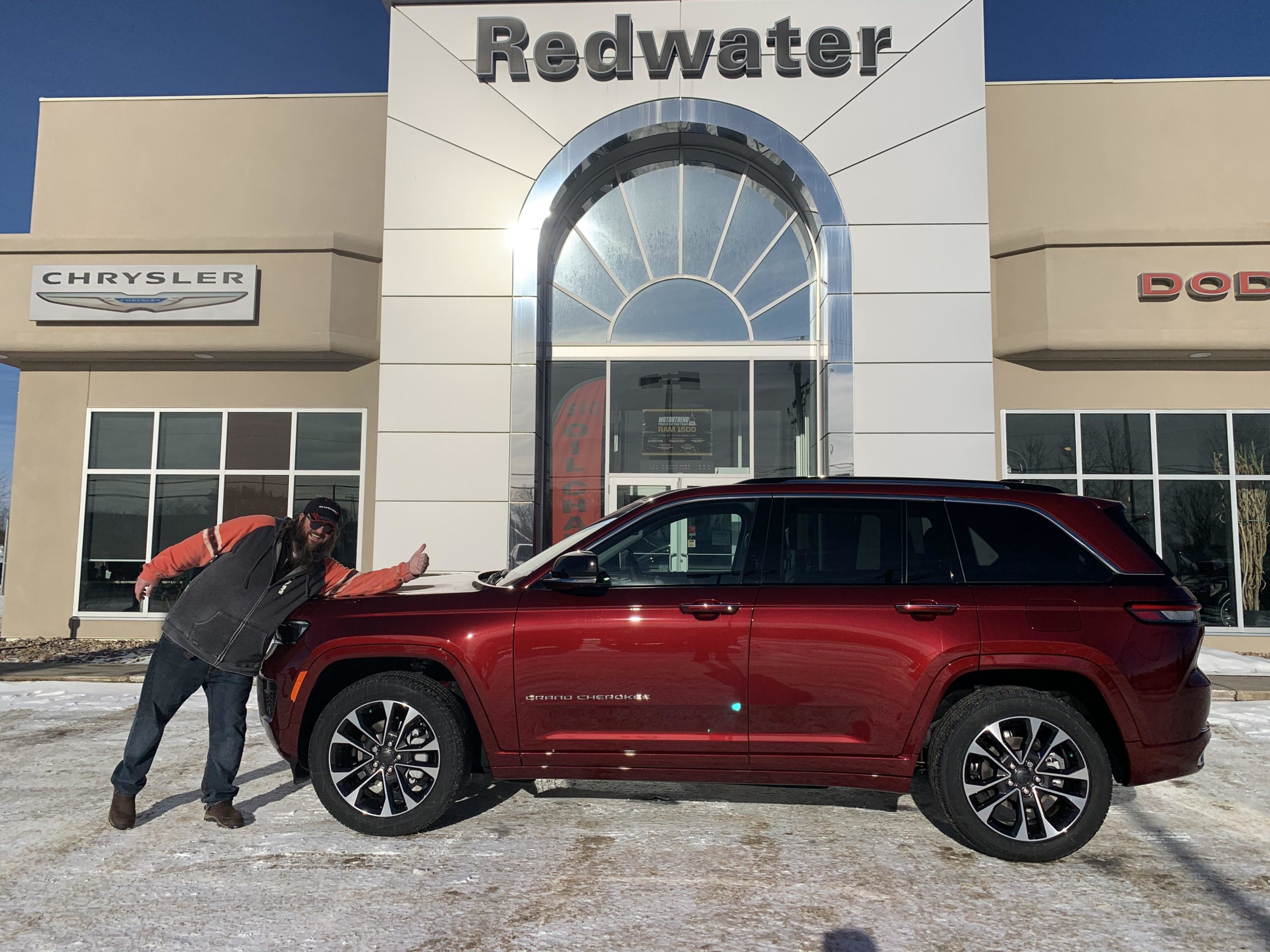 New 2023 Jeep Grand Cherokee Overland 4x4 - Velvet Red Pearl Exterior Stock # PGH3491 - Redwater Dodge